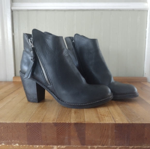 American Rag Shoes - American Rag Black Ankle Boots 8.0